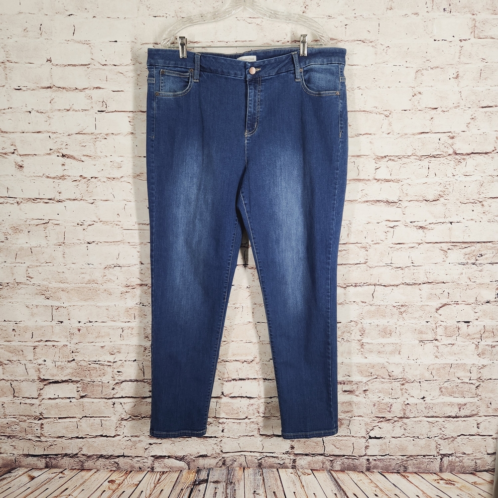 Coldwater Creek Jeans Women's Size 18 W Blue Denim Stretch Tapered Leg